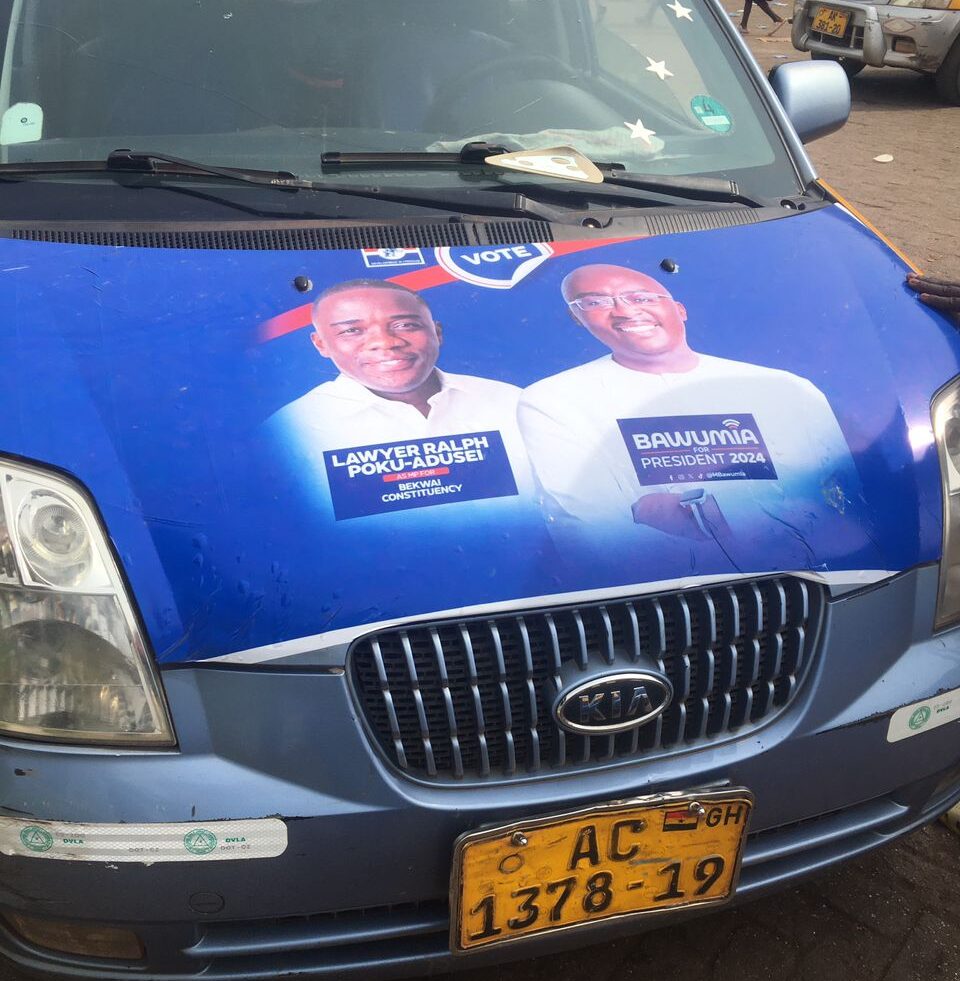 Taxi drivers in the Bekwai constituency declare full support for Lawyer Ralph, Dr Bawumia by rebranding their cars